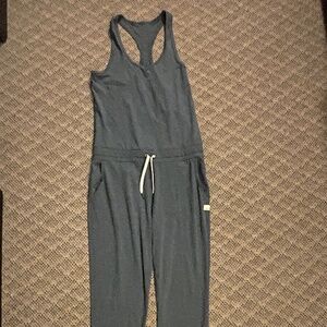 Vuori lux jumpsuit heather green small